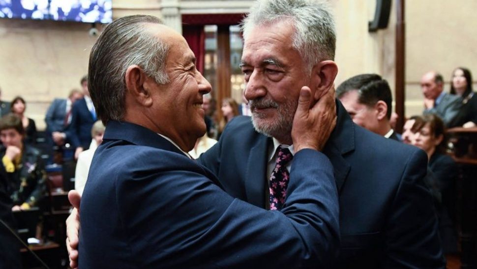 Los hermanos Rodríguez Saá, a los tiros: Adolfo le torció el brazo a su hermano Alberto en la justicia y anunció que se presenta a la gobernación