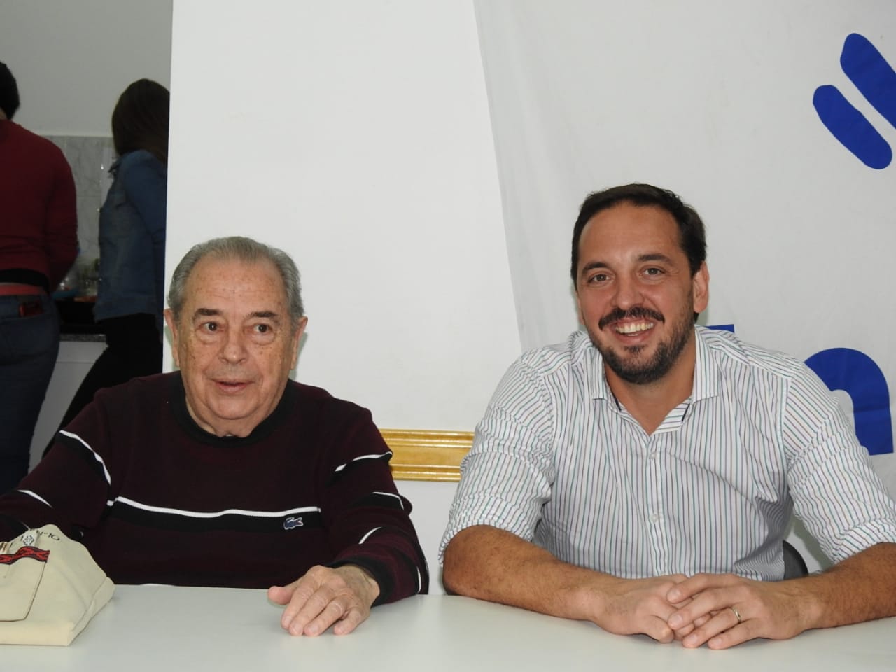 Ya nadie Ningonea la unidad: Volvió Jorge y resucitó a Compromiso para sumar apoyo a Di Nápoli