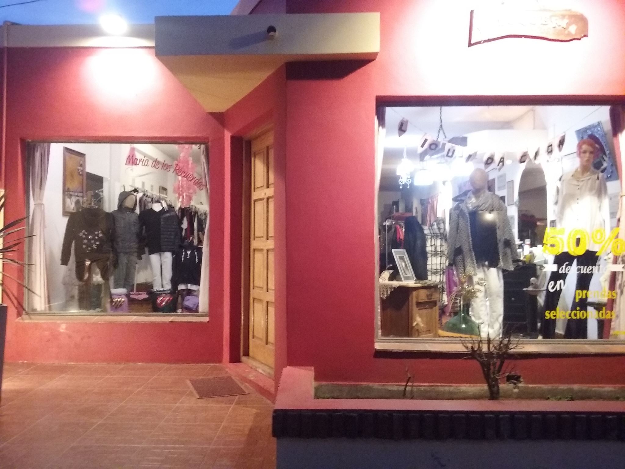 Ni se enteró: robaron un local en Macachín durante el fin de semana y uno de los dueños se dio cuenta recién el lunes; se llevaron 20.000 pesos en ropa