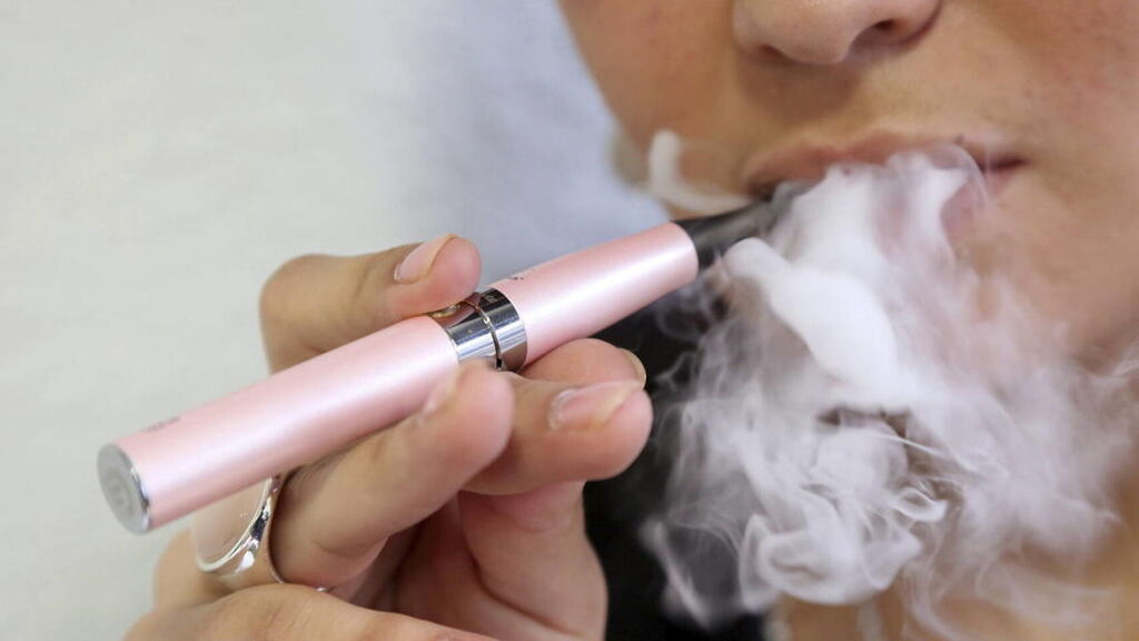 Se les acaba a los veganos del faso: El Congreso avanza en una ley para prohibir consumo y publicidad de cigarrillos electrónicos en el país