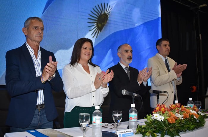 Fernanda, la constructora: Alonso inauguró las sesiones del Concejo Deliberante en Pico y ratificó que modificarán el estatuto municipal