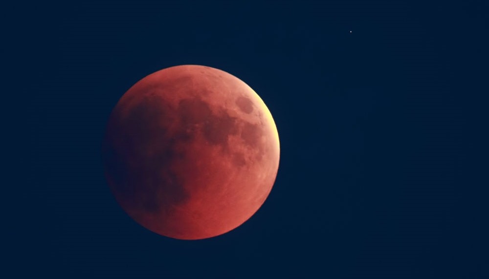Mirá para arriba: El viernes habrá un eclipse de Luna