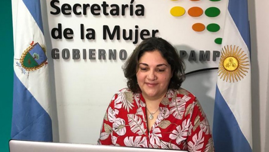 Se agrandó Chacarita: Liliana Robledo participó de una charla del INAP y destacó al gobierno pampeano en materia de género y diversidad