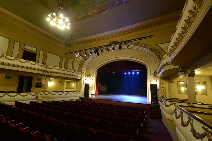 Subí el volumen y disfruta: Vuelve el Teatro Español y Los Caldenes se presentarán vía streaming
