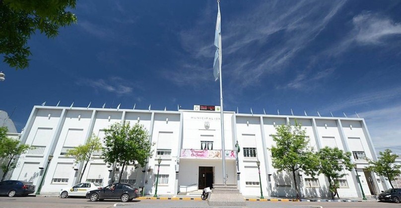 Con el enemigo en casa: Un empleado municipal dio positivo de Covid y aislaron a 12 trabajadores