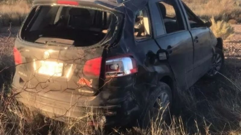 Siniestro fatal: Un hombre de 55 años murió tras volcar en la ruta 20