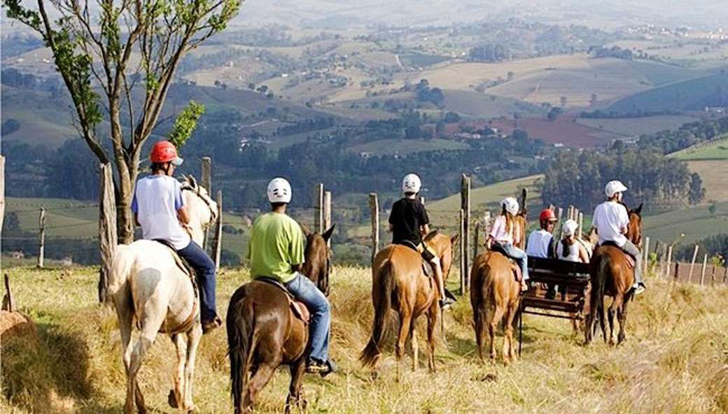 XXL, como la remera después del finde: El 8 y 12 de octubre, feriados en La Pampa; cuales son los destinos elegidos