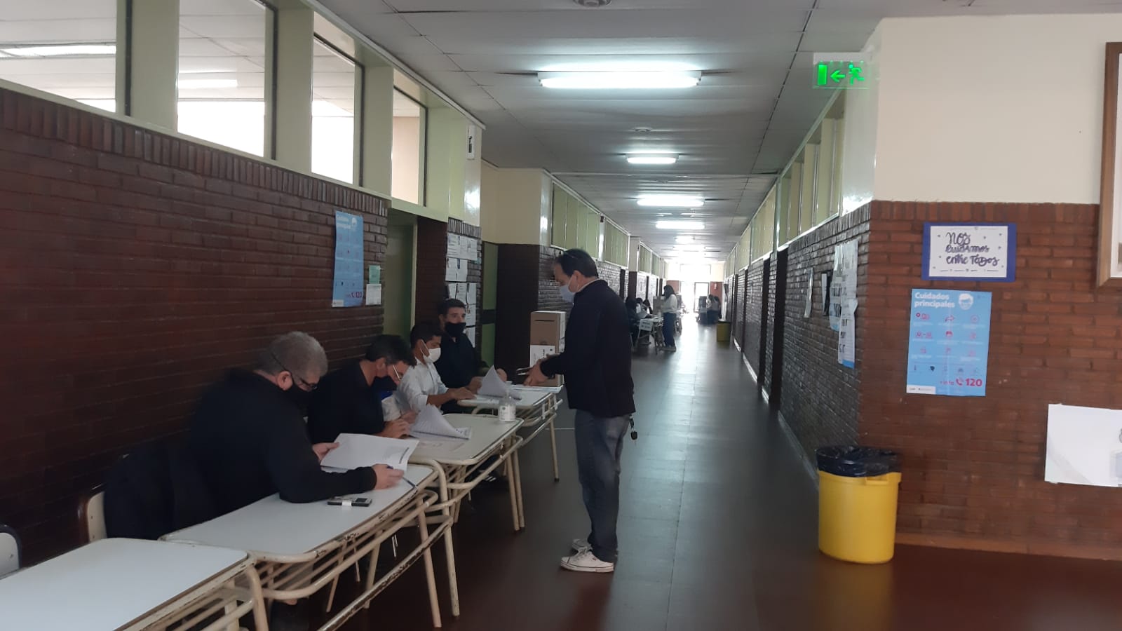 Se mueve lindo… Sin colas en las calles y movimiento adentro, arrancaron con todo las elecciones en La Pampa y el país