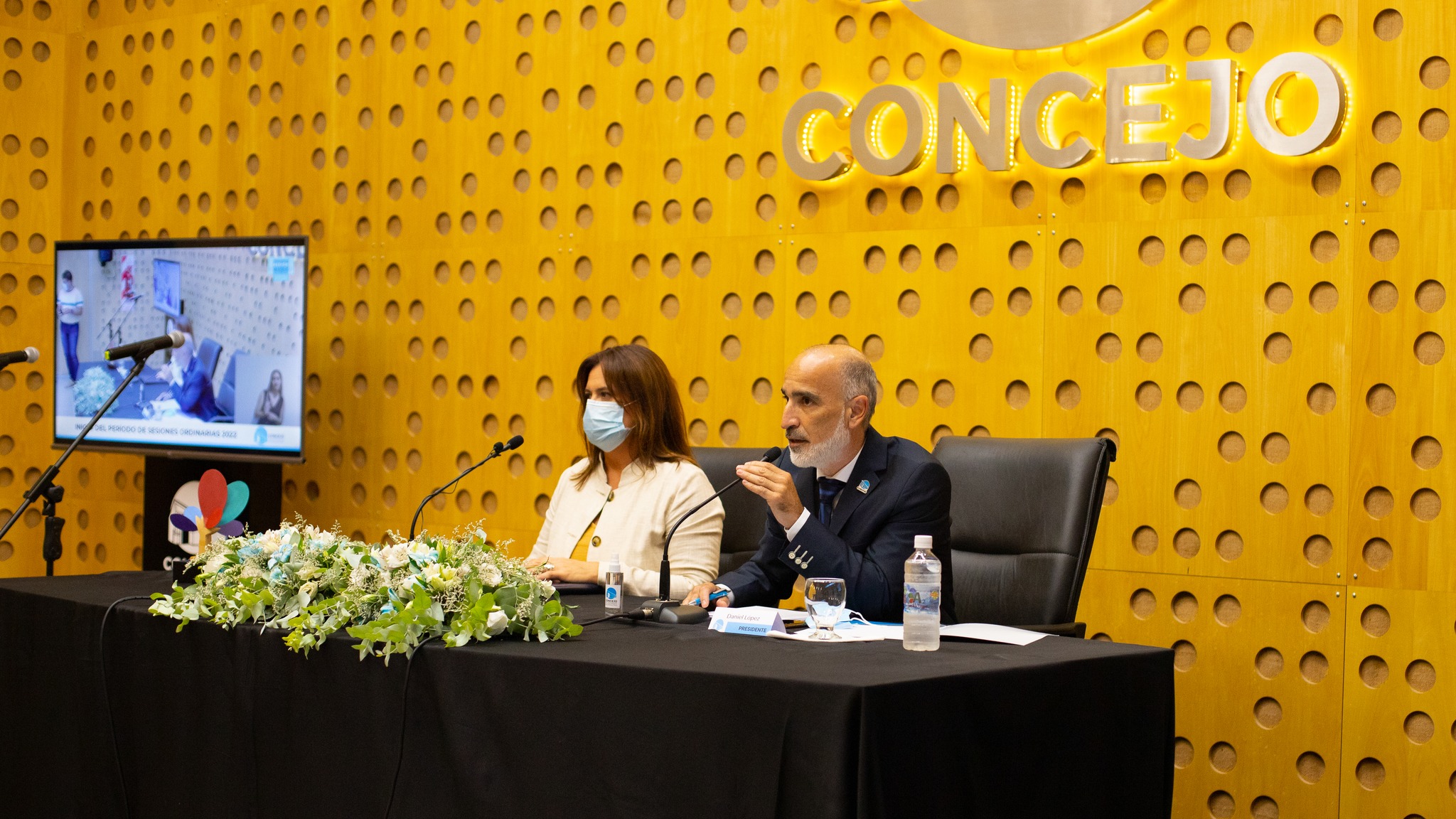 Cocodrilo que durmió… Alonso fue acusada por la oposición de «tomar» sus proyectos para «anuncios de gestión»