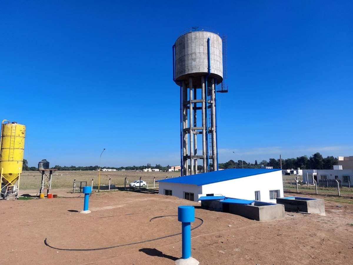 Para bañarse tranquilos: Finalizó la obra de agua potable en el Barrio Los Horneros de Pico