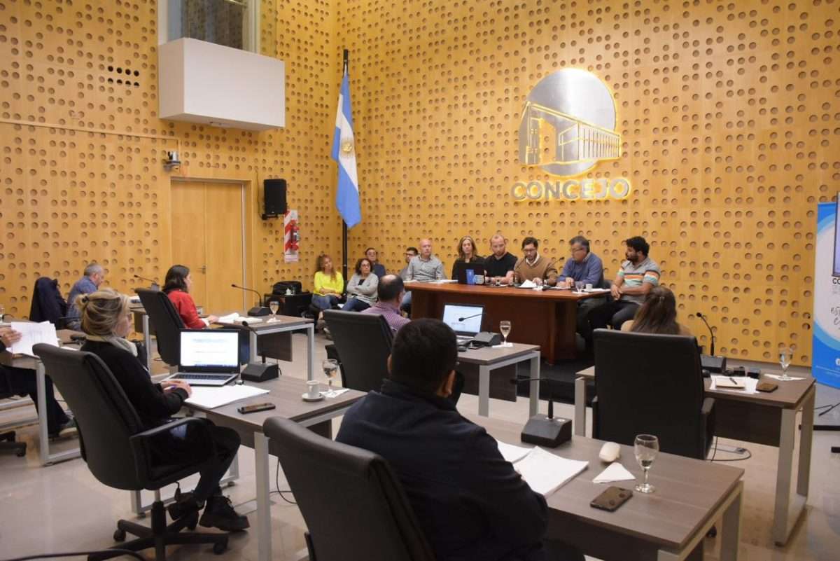 Se gestiona como se vive: El CD de Pico comienza el tratamiento de un Presupuesto 2024 «austero y conservador»