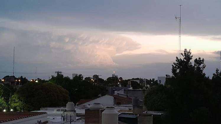 Ojo los que duermen con la ventana abierta: Alerta por tormentas intensas en La Pampa