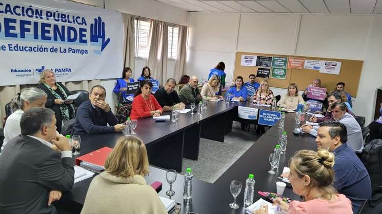 Se vemos: El gobierno provincial le hará una oferta salarial a los gremios estatales el próximo jueves