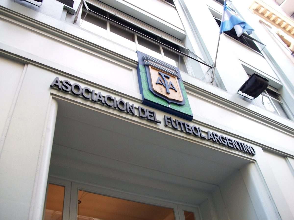 La pelota no se mancha: La AFA volvió a posicionarse contra las SAD y aseguran que el Estatuto no se puede alterar