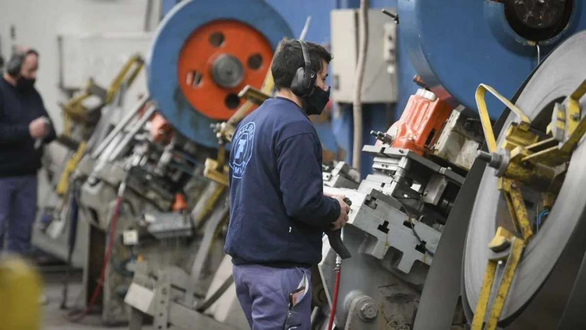 Se comieron el viaje: Las pymes, desesperanzada con Milei; el 50% esperaba reducciones de impuestos y reforma laboral