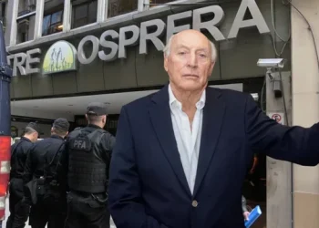 Los Kovalivker contra las cuerdas: allanan Osprera y buscan datos de la droguería Suizo Argentina