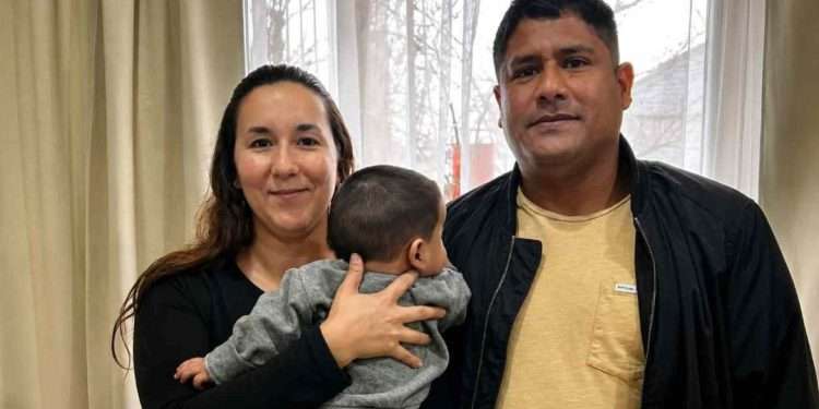 Un poco de sentido común: Jueza permitió que un bebé vuelva con su familia de contención